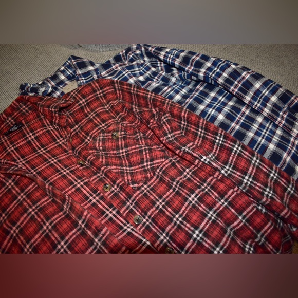 Flannel bundle - Picture 8 of 8